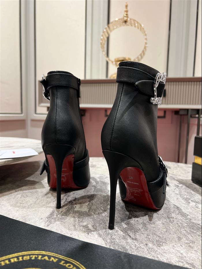 20251128173147672 390